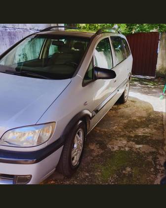 CHEVROLET ZAFIRA 2.0 MPFI ELEGANCE 8V FLEX 4P MANUAL CHEVROLET ZAFIRA 2.0 MPFI ELEGANCE 8V FLEX 4P MANUAL